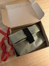 Įkelti vaizdą į galerijos rodinį, Žalsvas Tašiukas Per petį