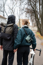 Įkelti vaizdą į galerijos rodinį, XL Haki spalvos kuprinė