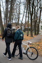 Įkelti vaizdą į galerijos rodinį, XL Haki spalvos kuprinė