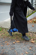 Įkelti vaizdą į galerijos rodinį, Ryškiai mėlynas Tašiukas Per petį