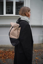 Įkelti vaizdą į galerijos rodinį, XL Nude kuprinė