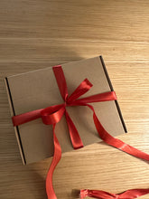 Įkelti vaizdą į galerijos rodinį, Žalsvas Tašiukas Per petį